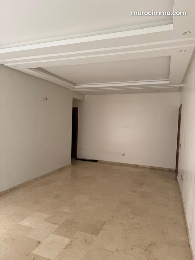 Magnifique appartement à louer en plein RACINE — 2