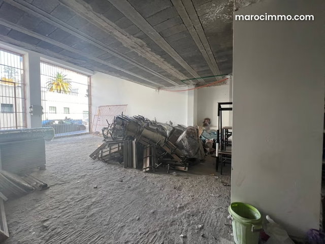 Local Commercial Quartier Iberiab — 2