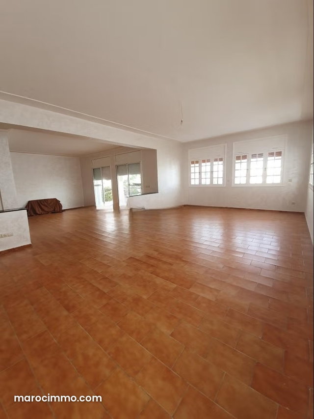 Etage de villa à louer à Anfa — 2