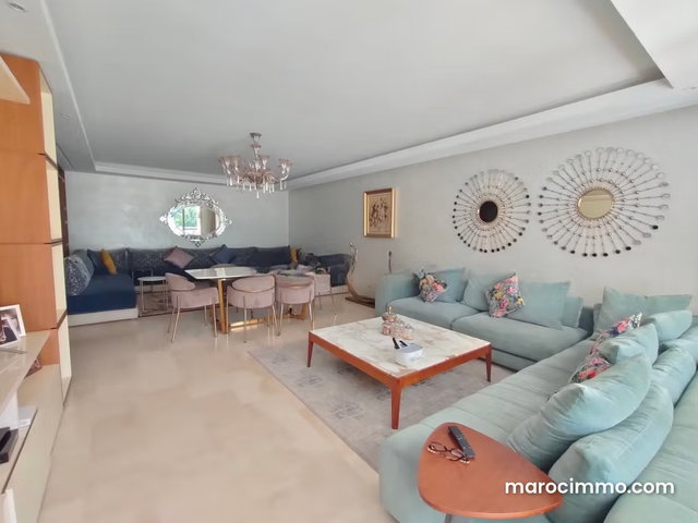 T4 de 200 m² – 3 chambres chambre de personnel — 2