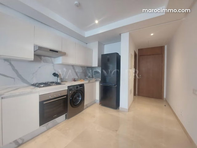 Location studio meublé moderne avec terrasse – Quartier Gauthier, Casablanca — 3