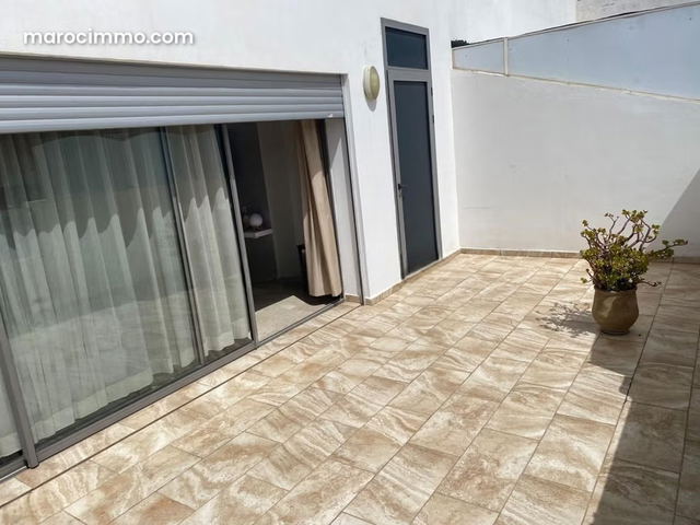 Appartement meublé à vendre avec grande terrasse — الدار البيضاء