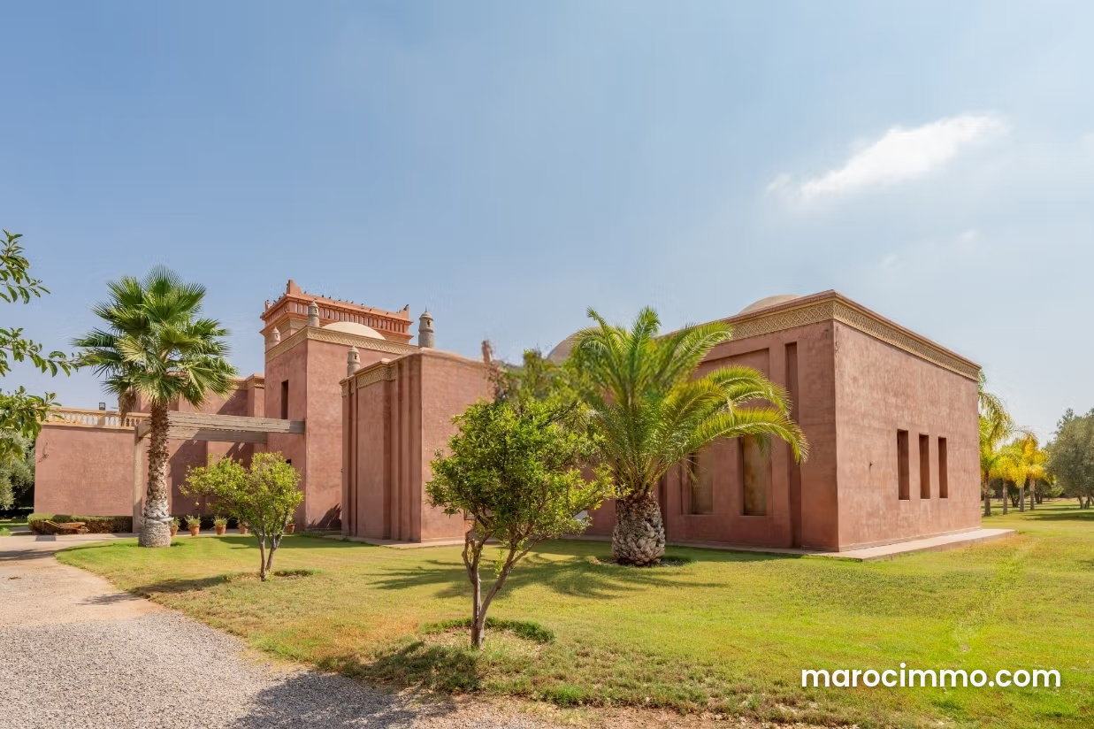 600 sq m Villa on 1 Hectare, Amezmiz Road, Marrakech — Marrakesh