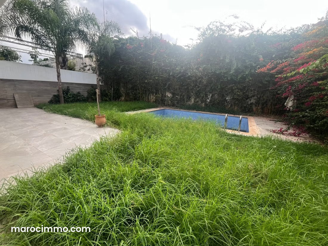 Villa 540 m² avec piscine, Aïn Diab, Casablanca : louez l'exception — Casablanca