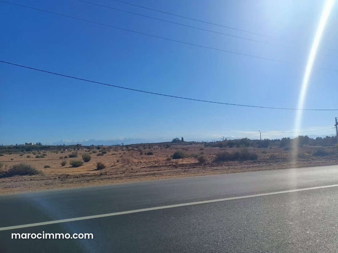 10,000 m² Plot on Agadir Road, Marrakech — Marrakesh