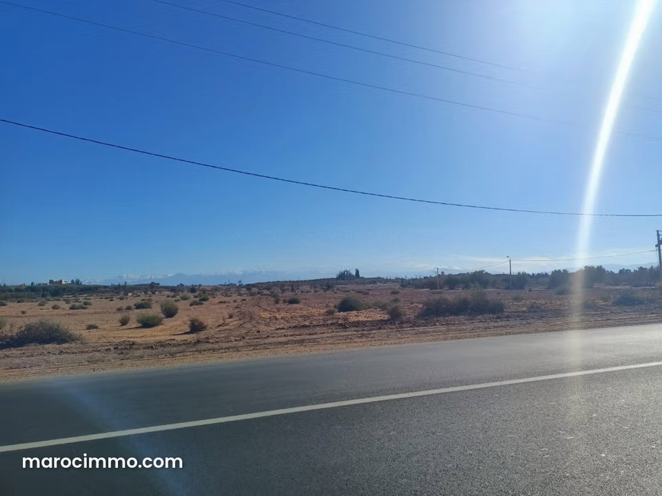 1 hectare mlkiya route agafay près du centre ville Marrakech