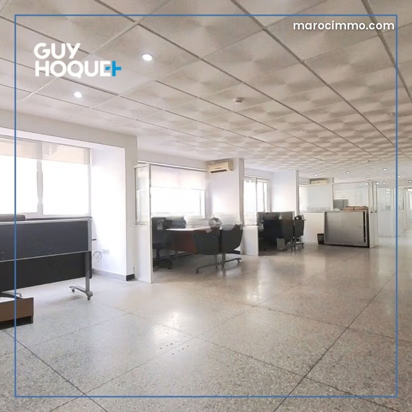 372 m² Commercial Premises for Rent in Beauséjour, Casablanca — Casablanca