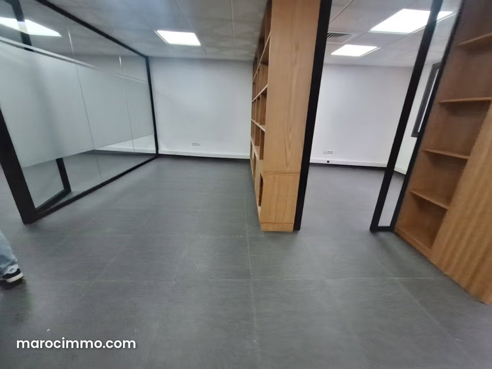 Beautiful Offices for Rent in Casablanca Finance City. 68 m² Space. With Elevator