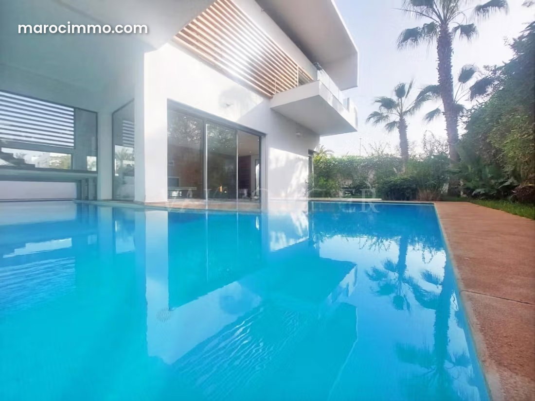 Villa for Rent in Californie, Casablanca — Casablanca