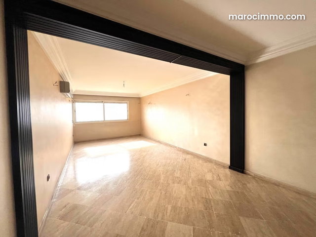 Appartement de 130m2 au quartier des hôpitaux — 2