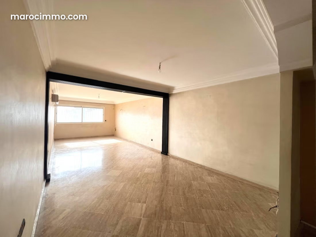 130 m² Apartment with Terrace in Casablanca’s Quartier des Hôpitaux — Casablanca