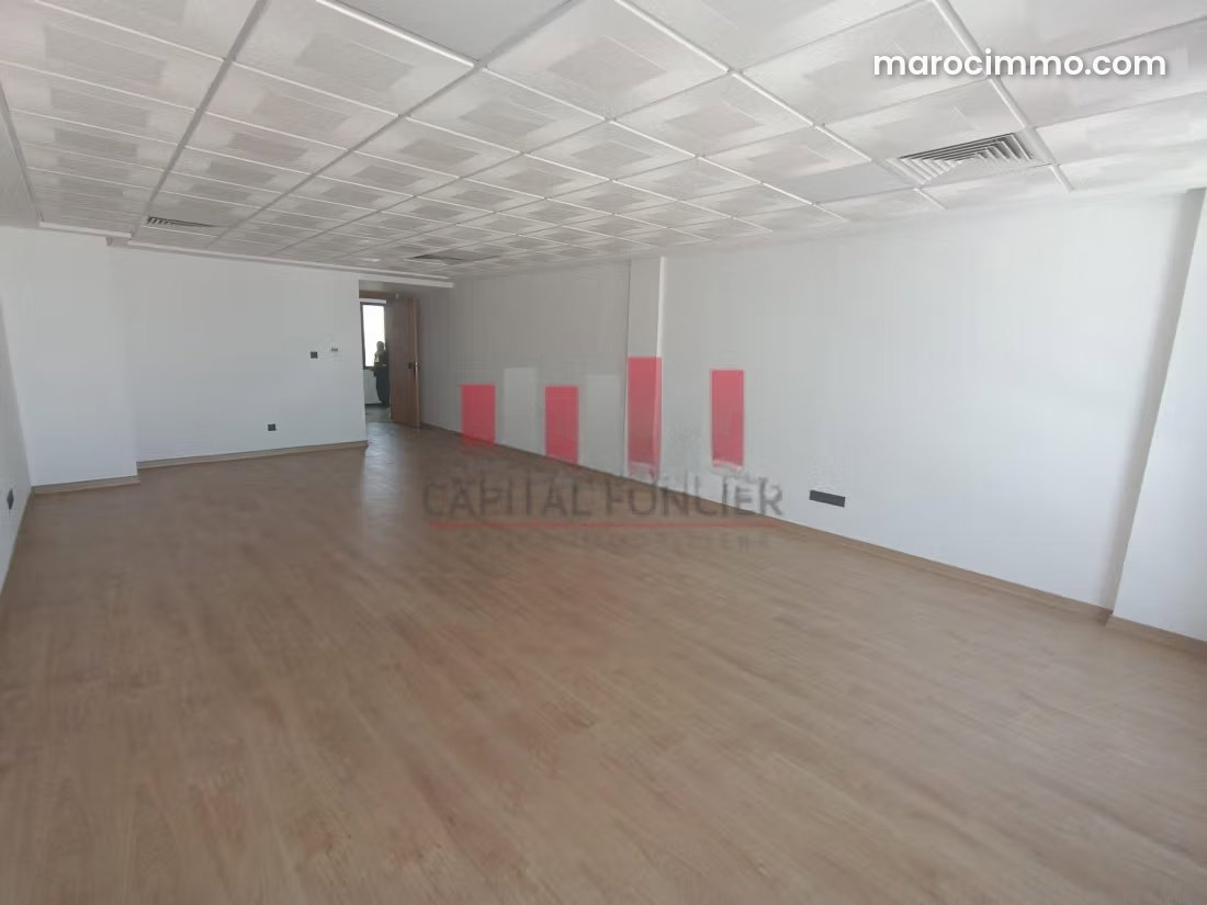 New 52 m² office for rent in Casablanca Finance City — Casablanca