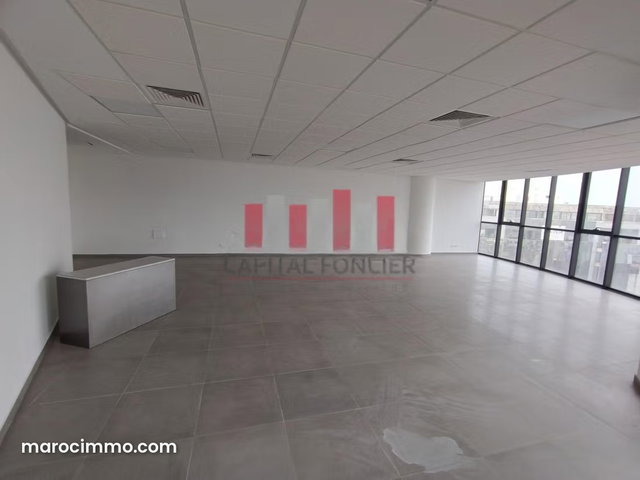 Plateau bureau neuf de 95m2 dans un immeuble professionnel moderne Bd Mly Ismail — 5