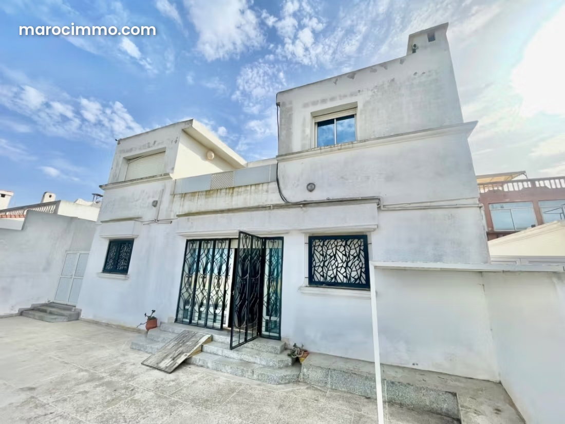 Maison 457 m² pieds dans l'eau, quartier Port, Mohammedia — Mohammedia