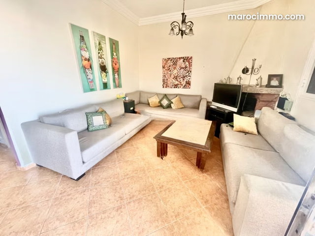 Stunning 457 sqm Villa for Sale, Ideally Located on the Beachfront — 3