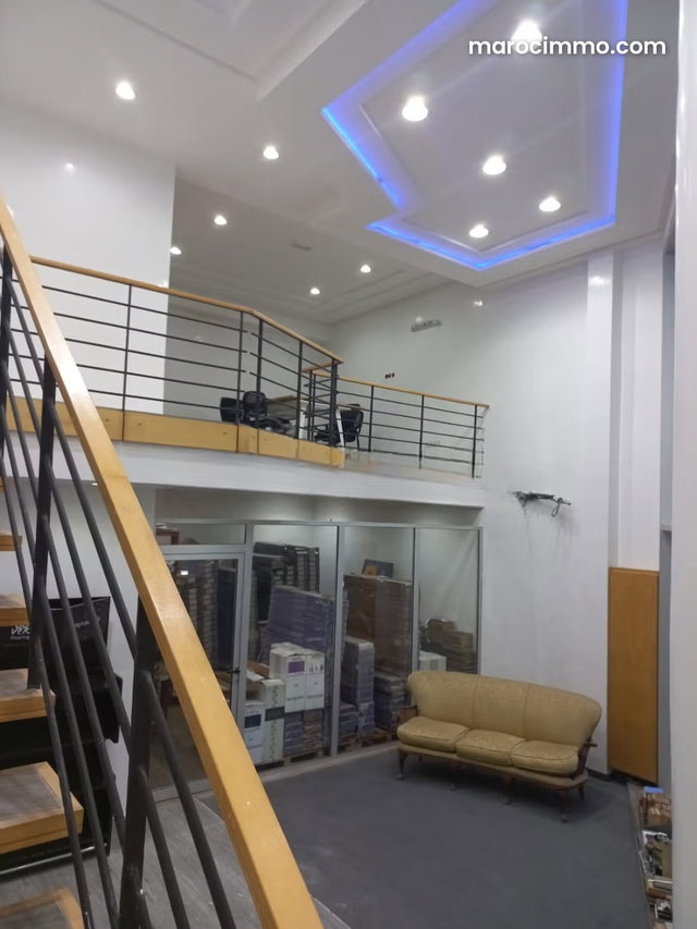 Local commercial à Vendre de 97.0 m² à Casablanca, Beausejour — 2