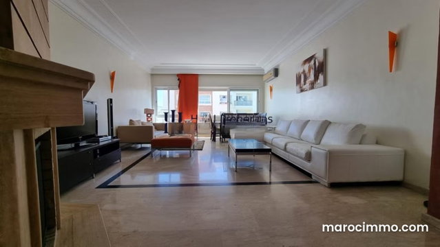 T4 Furnished Apartment 171 m² 3 Bedrooms — 2