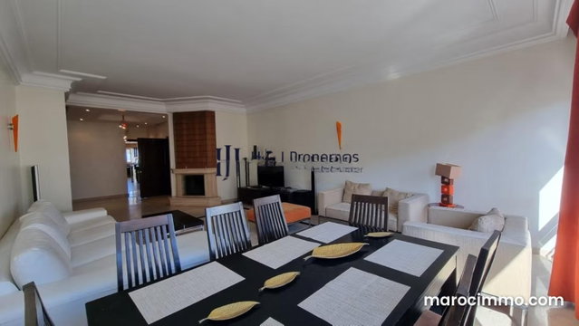 T4 Furnished Apartment 171 m² 3 Bedrooms — 4