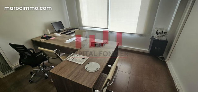 Furnished and Equipped Office Space for Rent at Twin Center — 5