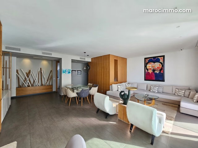 207m² – 3 Bedroom Apartment with Sea View — 2