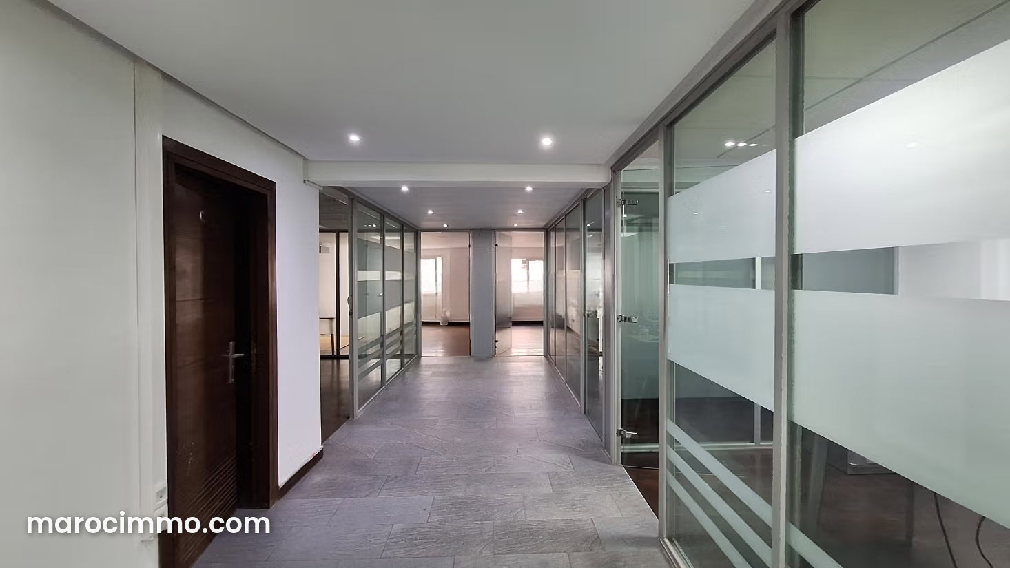 Bureau 419 m² avec terrasse au Centre Ville Casablanca — Casablanca