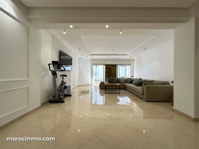 Sublime appartement refait à neuf 220 m2 — 3