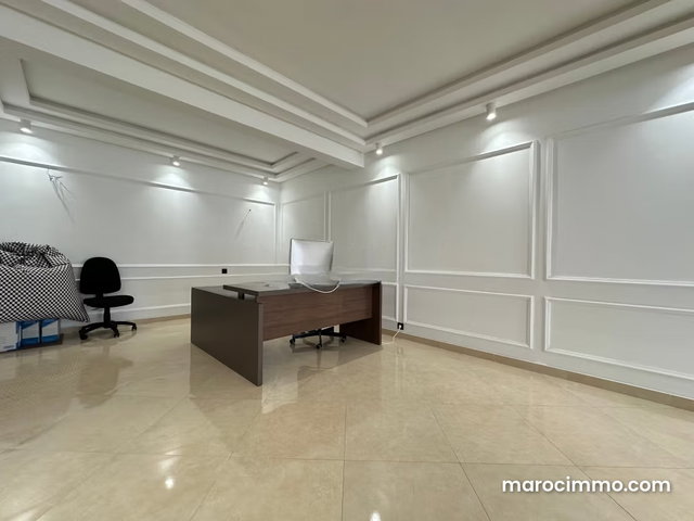 Sublime appartement refait à neuf 220 m2 — 4