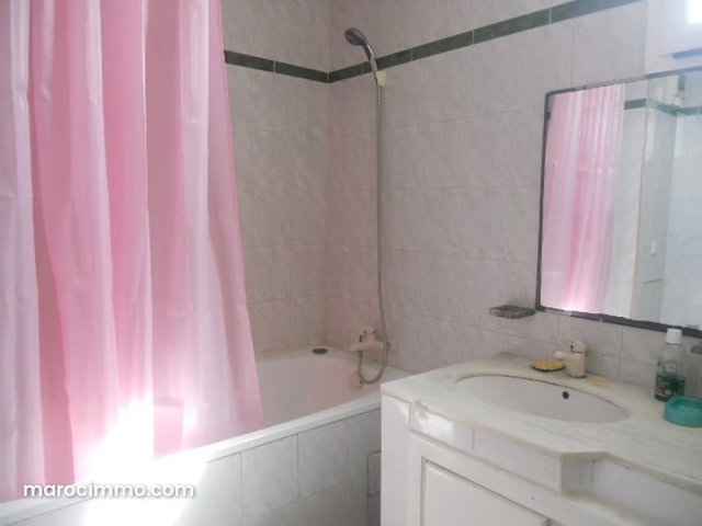 Appartement Meuble en location a AIN DIAB — 5