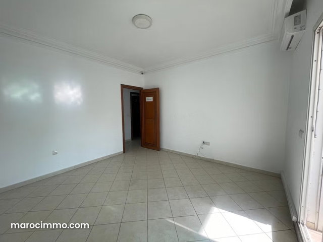 Bureau 140 m² Maarif extension — 2