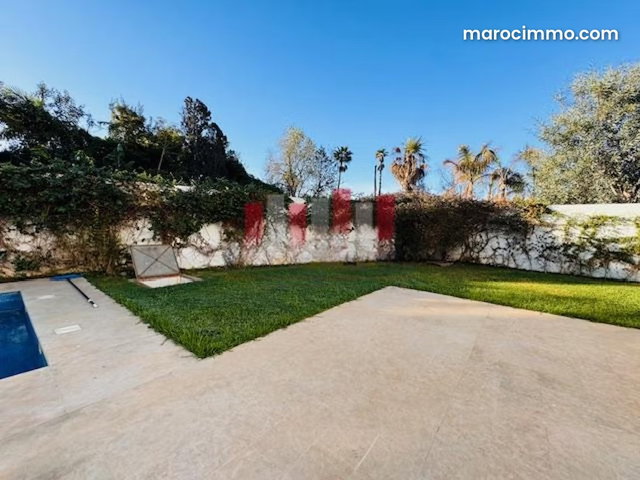 Maison de haut standing à vendre à Anfa. Surface de 1400 m². Climatisation et piscine — 3