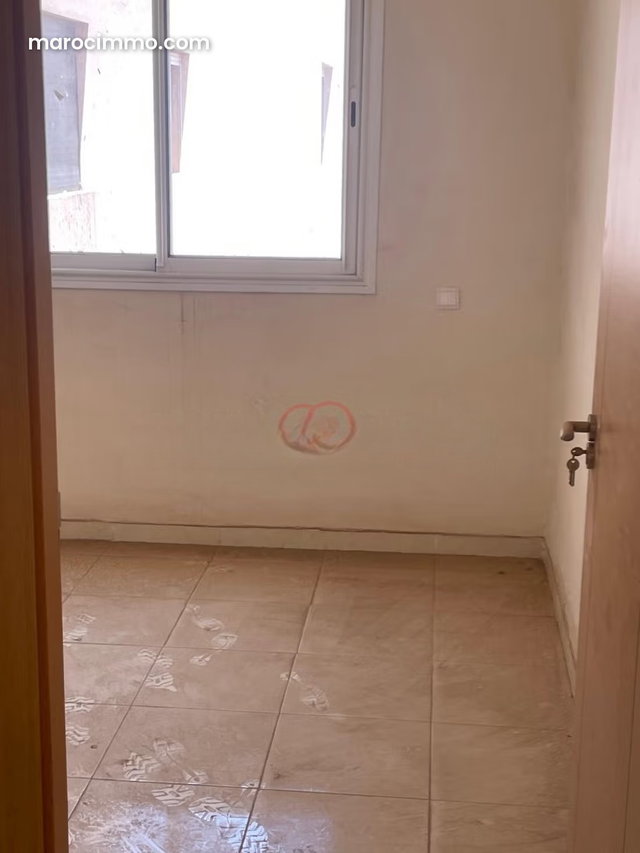 Location Bureau à azzouzia — 2