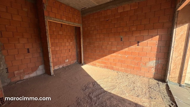 Vente villa semie finie à Route de Tahanaout piscine collective — 4