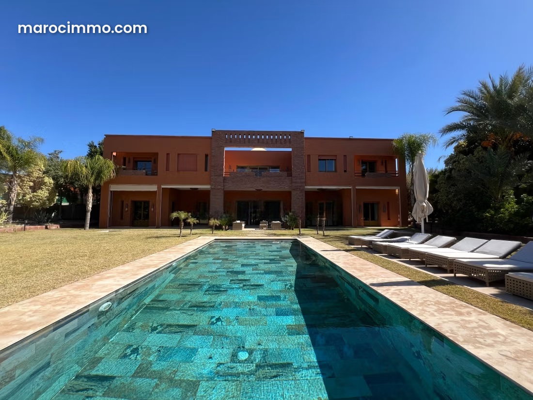7-Suite Villa with Spa and Pools, Palmeraie, Marrakech — Marrakesh