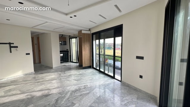 Appartement vide à louer — 4