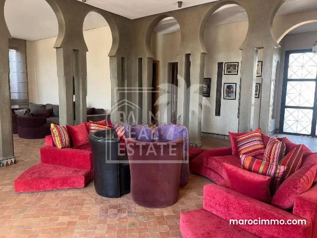 Exceptional Villa, Ideally Located on the Route to Amizmiz Front Golf — 4