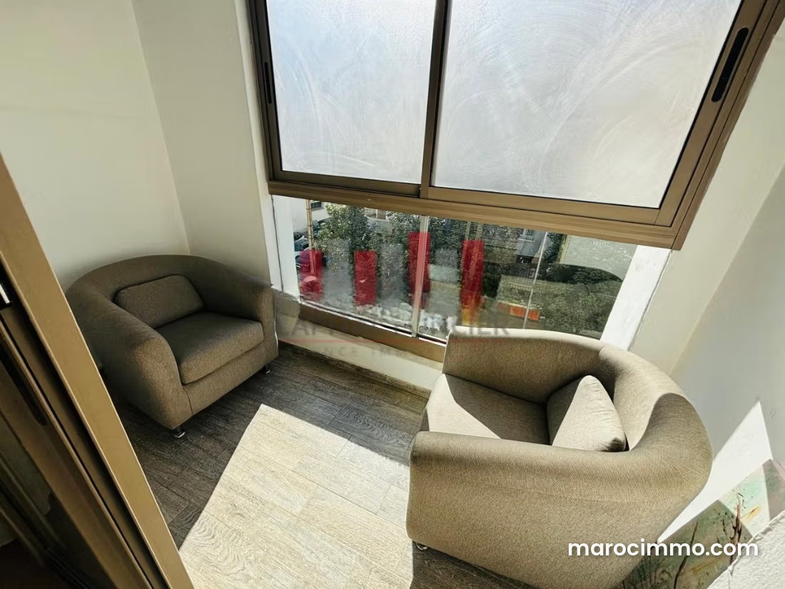 Furnished 135 sqm Apartment with Terrace in Maârif Extension — Casablanca