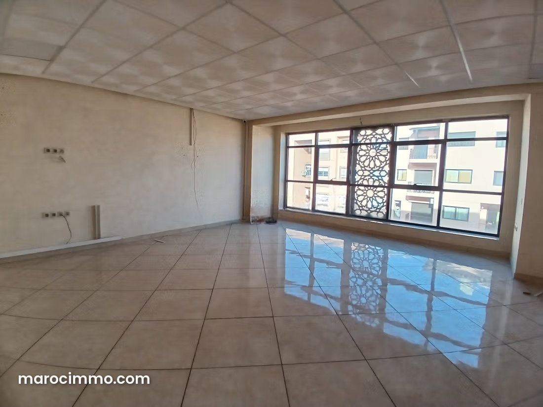 49 m² Office with Terrace, Guéliz, Marrakech — Marrakesh