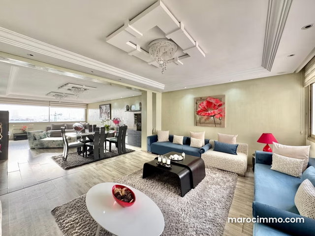 Très beau duplex traversant de 210 m² à la vente — 2