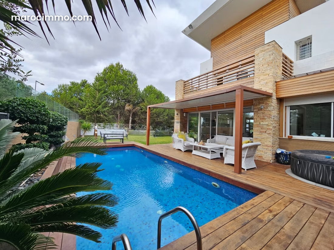 Villa 3 chambres avec piscine à louer, Ville verte, Bouskoura — Bouskoura