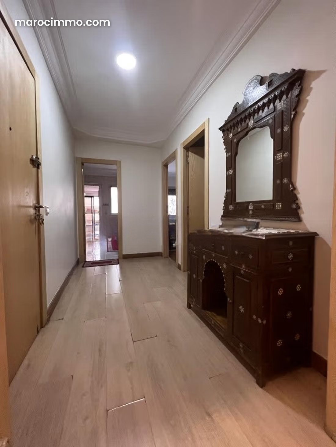 Appartement 4 pièces avec terrasse, Quartier des Hôpitaux, Casablanca — Casablanca