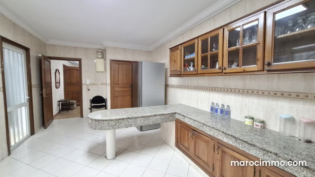 Appartement à Vendre de 250.0 m² à Casablanca, Liberte — 3