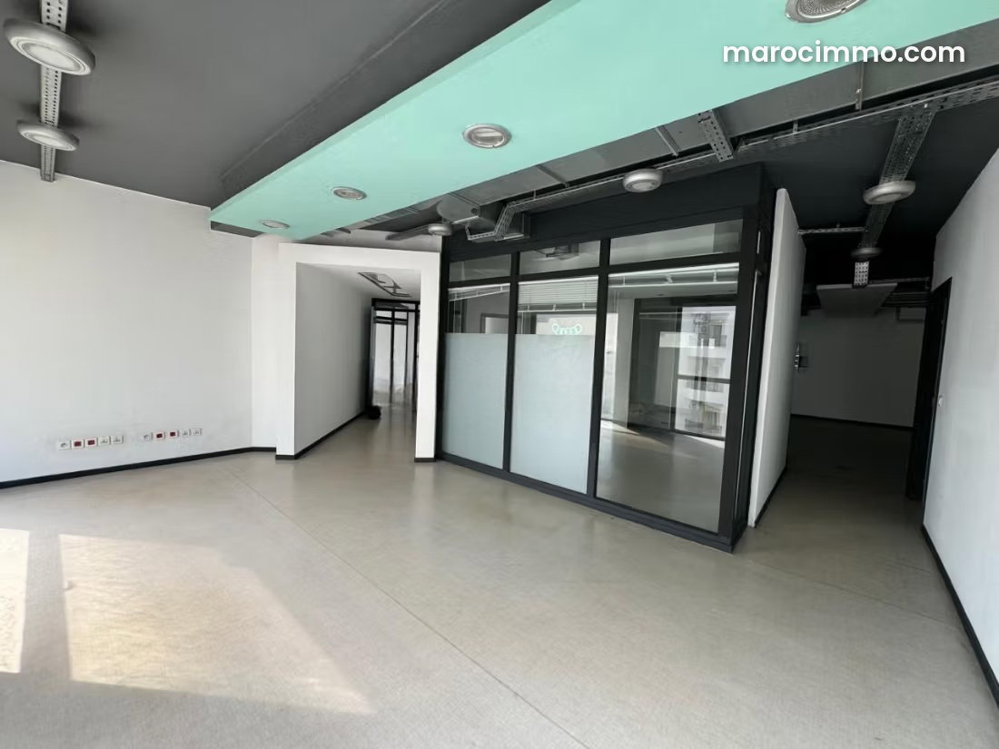 410 sqm Office in Racine, Casablanca, in a High-Standing Building — Casablanca