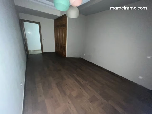Beautiful Apartment for Sale in Racine. Total Area 248 m². With Elevator and Terrace — 4