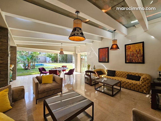 Villa t5 de 1131m² – 4 ch garconniere independante — 3