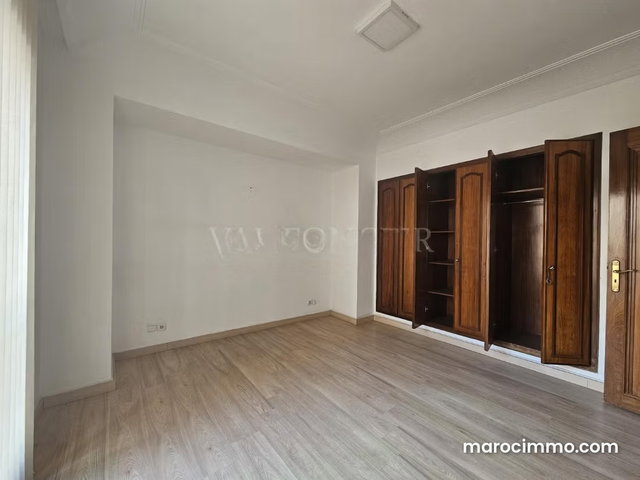 Superbe appartement à louer 3chambres avec grande terrasse Gauthier, Casablanca — 2