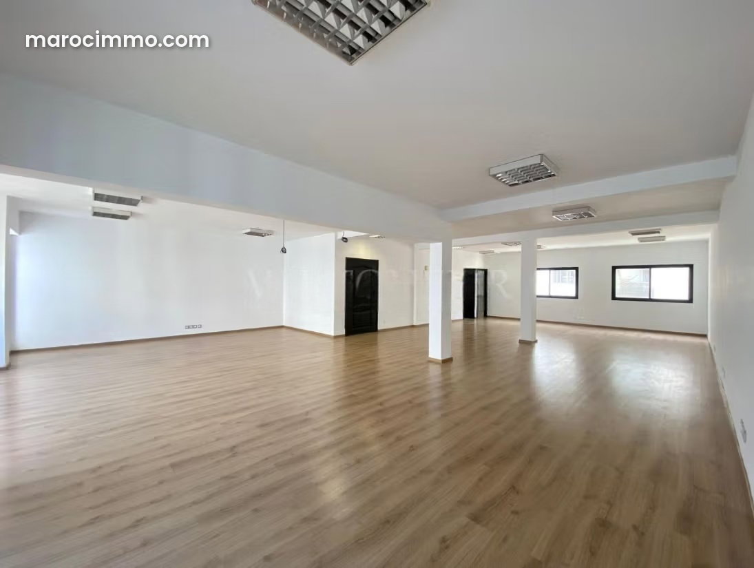 150 m² Office with Terrace for Rent in Racine, Casablanca — Casablanca