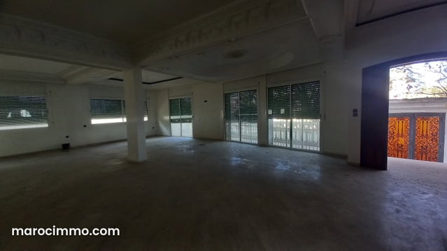 For Sale: Villa with 540m2 Office Space in Mandarona — 3