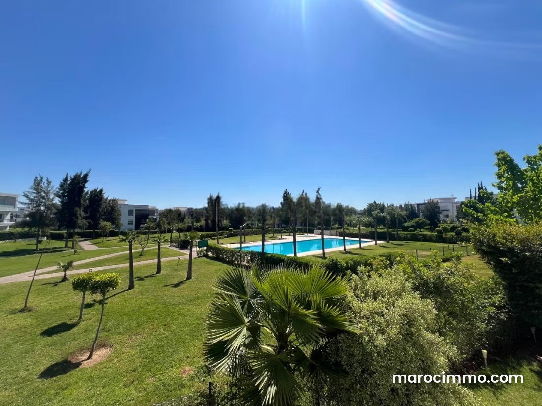 Appartement 140 m², 3 chambres, Ville verte Bouskoura, piscine — Bouskoura