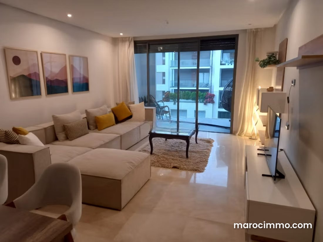 Appartement 3 pièces meublé avec piscine, Souissi, Rabat — Rabat