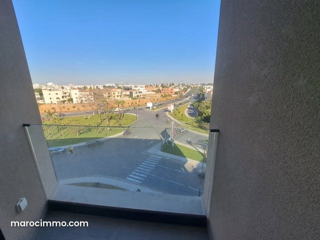 Bureaux à louer Quartier Bachkou. 117 m² — 5